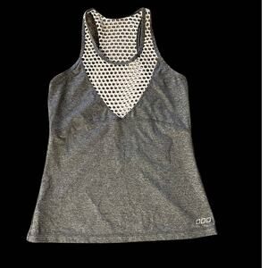 NWOT Lorna Jane Pixie Excel Tank Top Gray Women's Size Medium